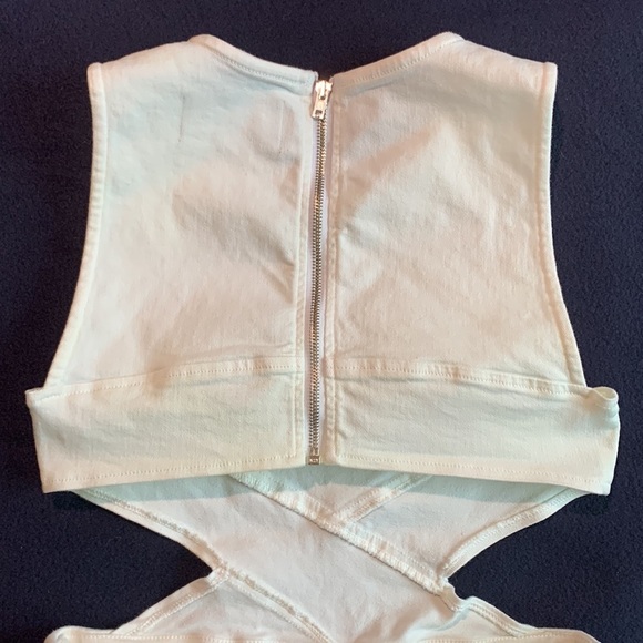 3x1 Aspro Romper - Picture 10 of 12